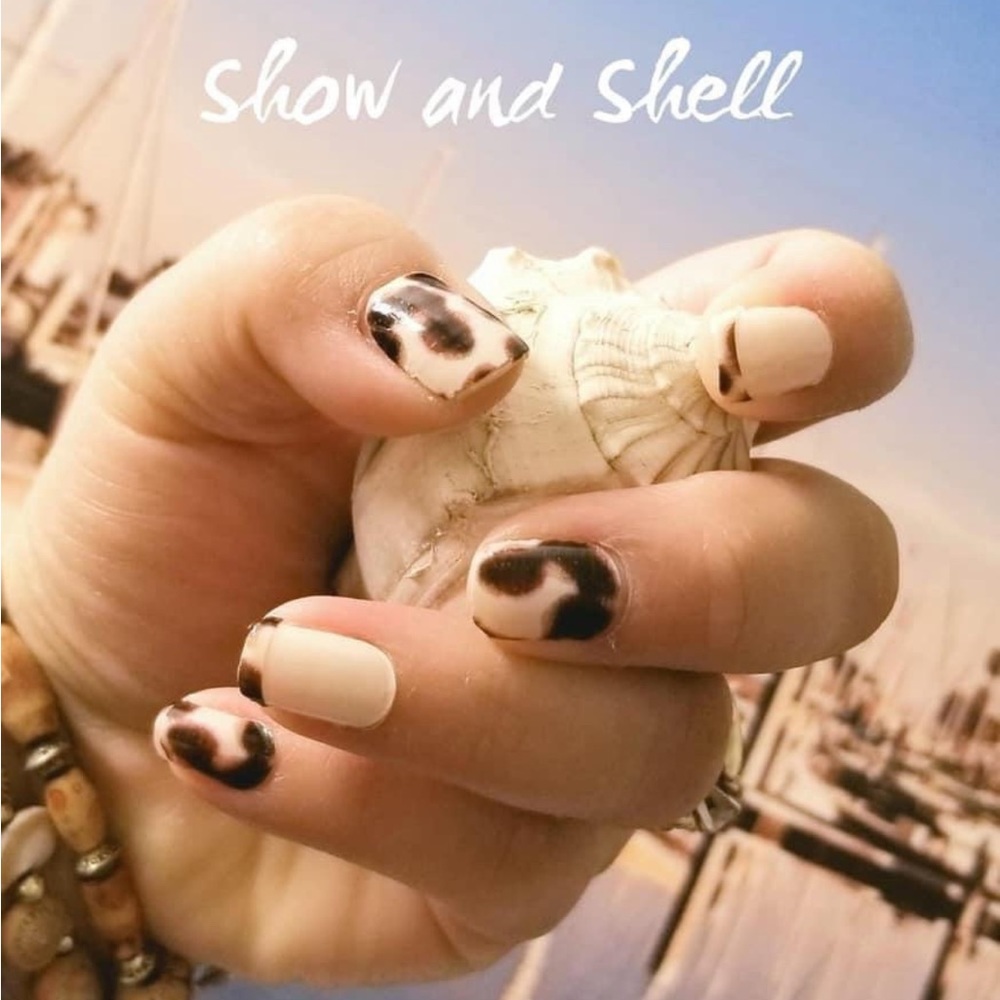 *Retired* Color Street: Show and Shell | Tortoiseshell Beige Brown Beige Neutral - Picture 6 of 15